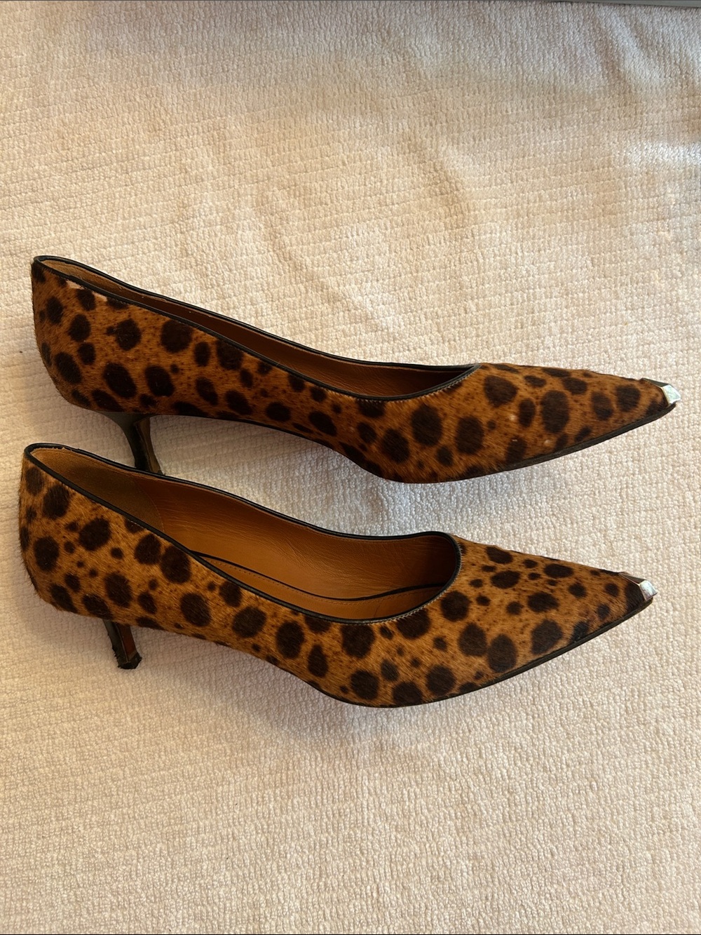 Givenchy Leopard-Print Pointed Toe Heels in Brown and Black - Picture 6 of 13